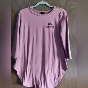 RUE 21 Ladies Pullover Top "Kinda Don't Care" Size Large Elbow Sleeves